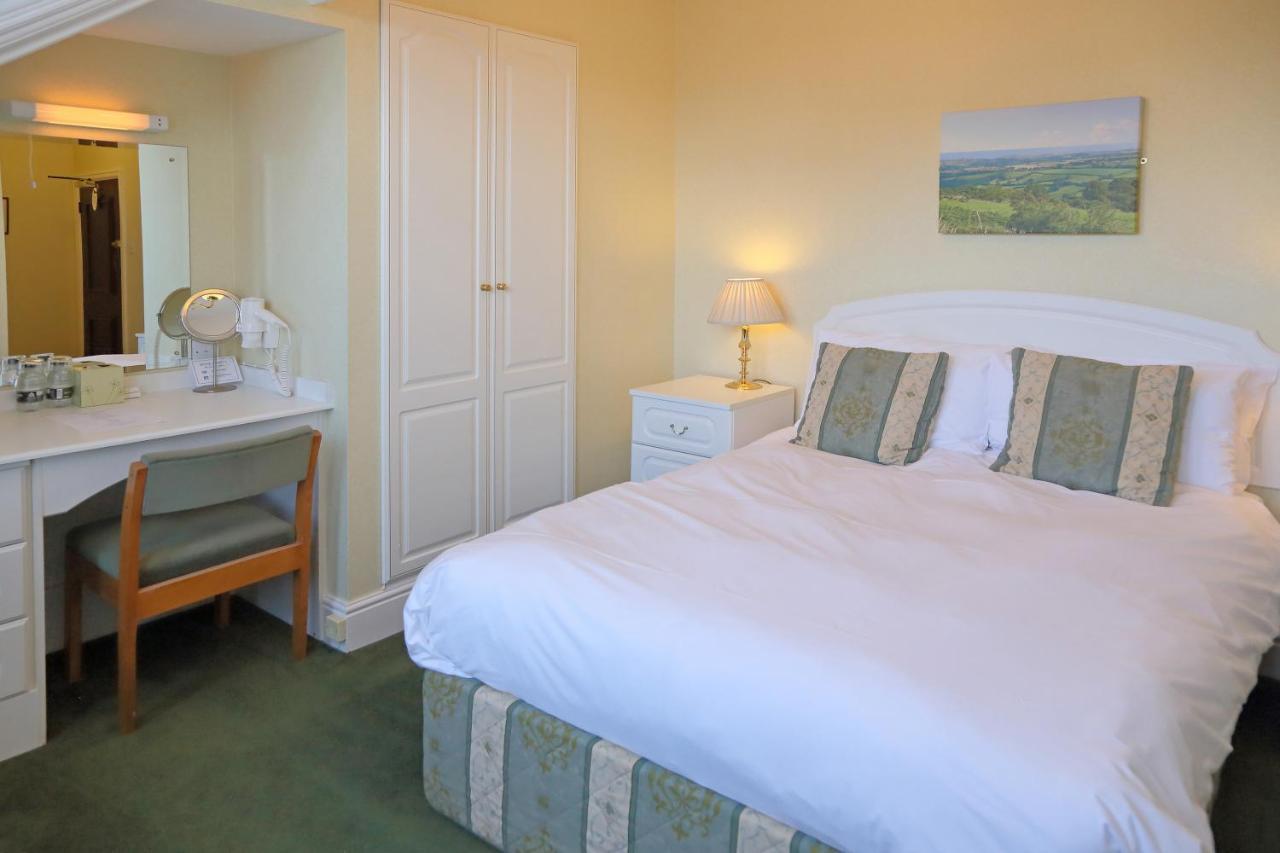 Saxonville Hotel Γουίτμπι Εξωτερικό φωτογραφία